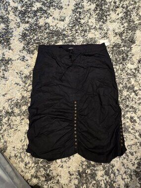 Contrast Grommet Detailed Ruched Skirt | Size XL | Black